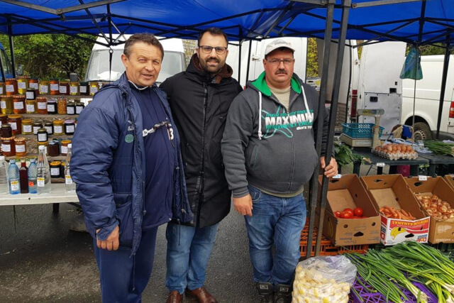 Campania continuă